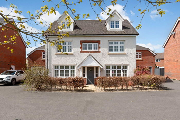 5 Bedroom Detached House For Sale In Wood Leaze, Devizes, SN10
