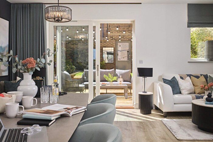 4 Bedroom Detached House For Sale In Gillyflower Lane, Waterbeach, Cambridge, Cambridgeshire, CB25