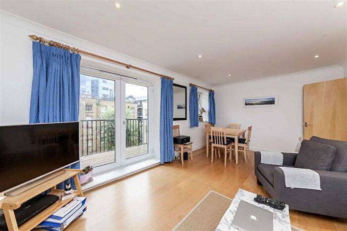 2 Bedroom Flat To Rent In Newton Street, Covent Garden, WC2B