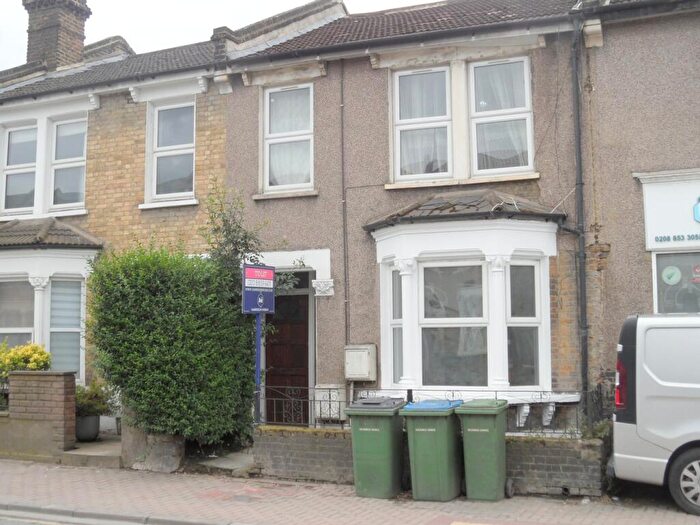 1 Bedroom Flat To Rent In Woolwich Road, Charlton, London, SE7