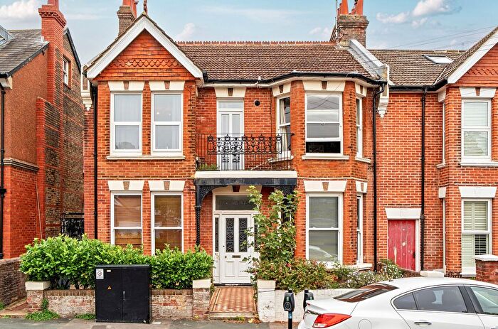 1 Bedroom Flat For Sale In Salisbury Road, Worthing, West Sussex, BN11