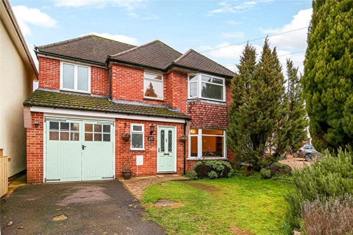 4 Bedroom Detached House For Sale In Balmoral Road, Salisbury, Wiltshire, SP1