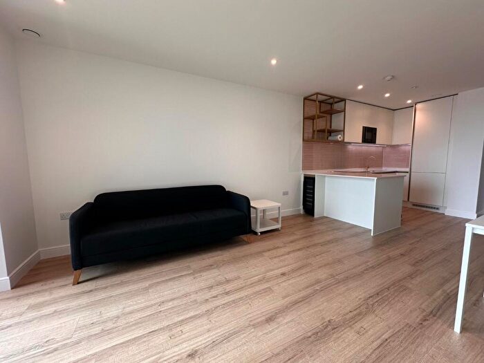 1 Bedroom Flat To Rent In Quay Walk, Wembley, Middlesex, HA0