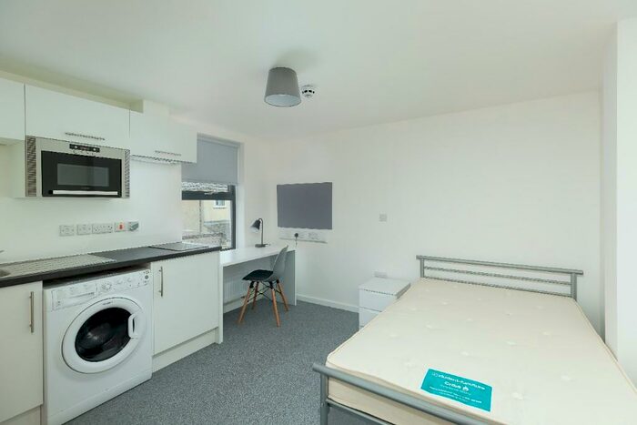Studio To Rent In St Martins House, BA2