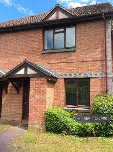 1 Bedroom Terraced House To Rent In Granby Court, Reading, RG1