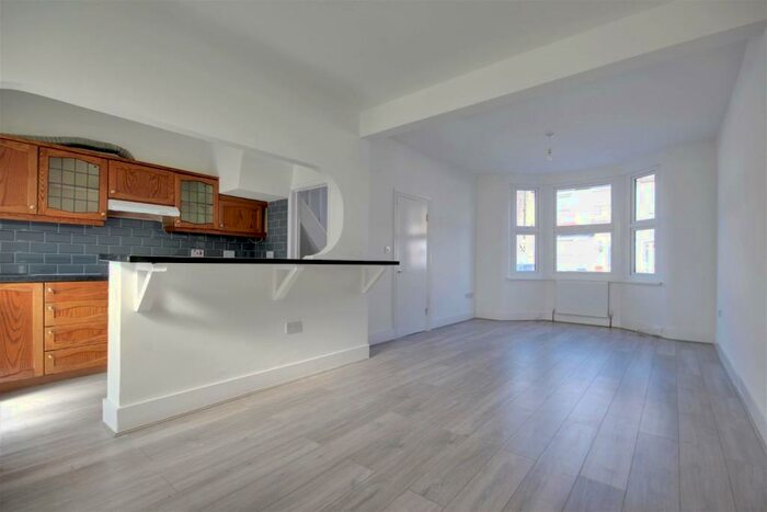 3 Bedroom Terraced House To Rent In Suffolk Road, Enfield, London, EN3