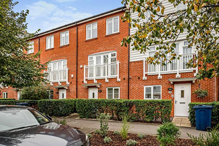 4 Bedroom Terraced House To Rent In Chequers Avenue, High Wycombe, Buckinghamshire, HP11