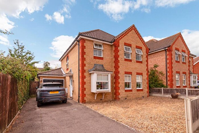 4 Bedroom Detached House For Sale In Buttercup Way, Southminster, CM0