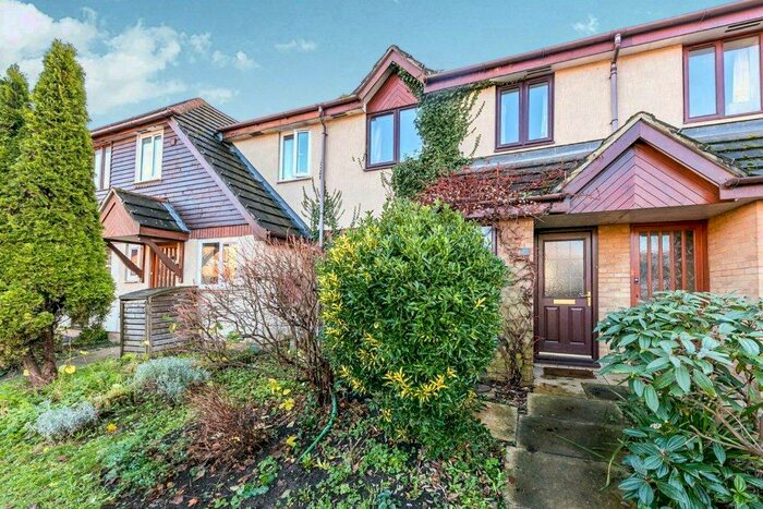 4 Bedroom Terraced House To Rent In Hollow Close, Guildford, GU2