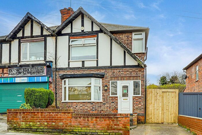 3 Bedroom Semi Detached House For Sale In Oakdale Road, Nottingham, NG3