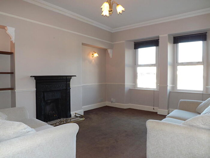 2 Bedroom Flat To Rent In Ford Park Road, Plymouth *Zero Deposit Guarantee Available*, PL4