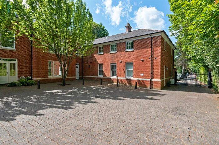 2 Bedroom Apartment To Rent In The Mews, New Dover Road, Canterbury, CT1