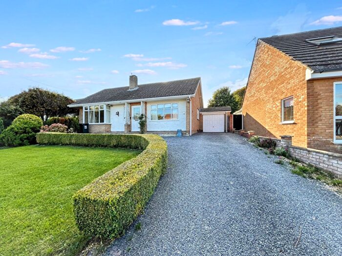 2 Bedroom Detached Bungalow To Rent In Louth Road, Fotherby, LN11