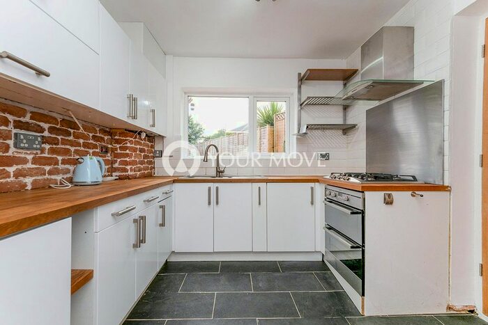 3 Bedroom Semi-Detached House To Rent In Dart Avenue, Torquay, Devon, TQ2