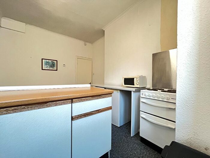 1 Bedroom Flat To Rent In Gardner Street, Partick, Glasgow, G11