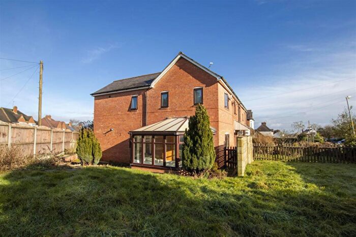 1 Bedroom House To Rent In Holywell Lane, Rubery, Rednal, Birmingham, B45