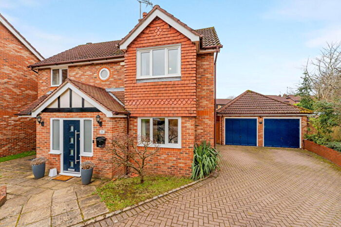 5 Bedroom Detached House For Sale In Dingle Close, Tytherington, SK10