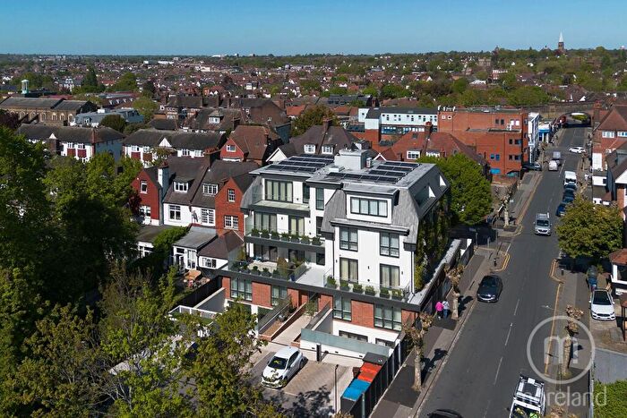 2 Bedroom Apartment For Sale In Luxley House, Armitage Road, Golders Green, NW11