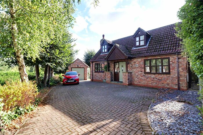 3 Bedroom Bungalow For Sale In Rectory Croft, High Street, Wroot, Doncaster, Lincolnshire, DN9