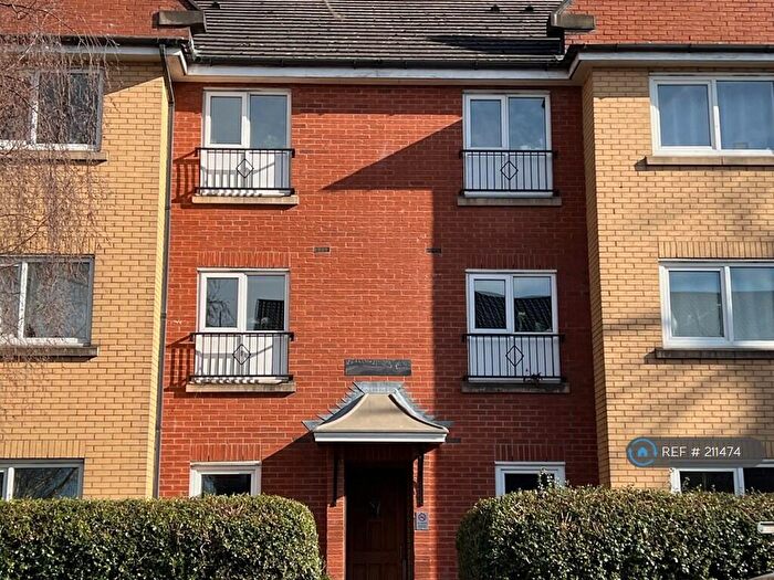 2 Bedroom Flat To Rent In The Deansgate, Manchester, M14