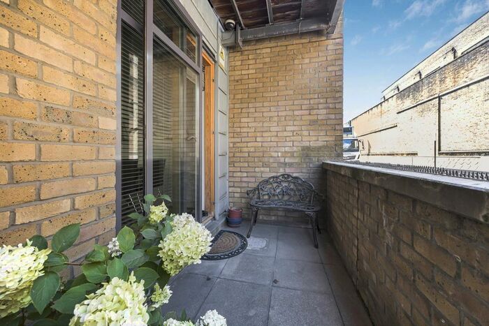 2 Bedroom Flat To Rent In Collington Street, London, SE10