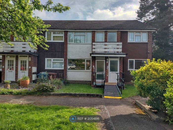 2 Bedroom Maisonette To Rent In Fontwell Close, Harrow, HA3