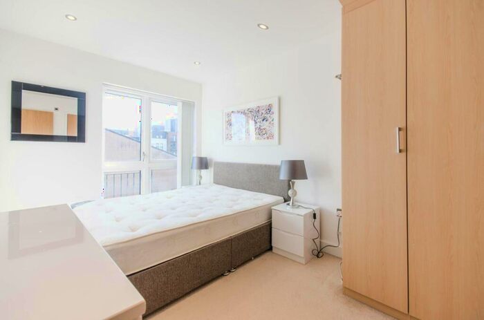 2 Bedroom Flat To Rent In Fairthorn Road, Charlton, London, SE7