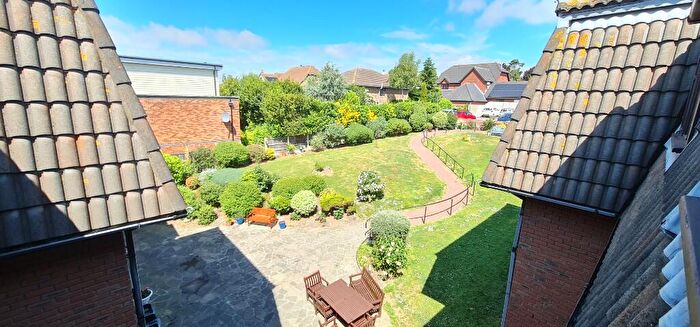 1 Bedroom Retirement Property For Sale In Retirement In Eastwood, Essex, SS9