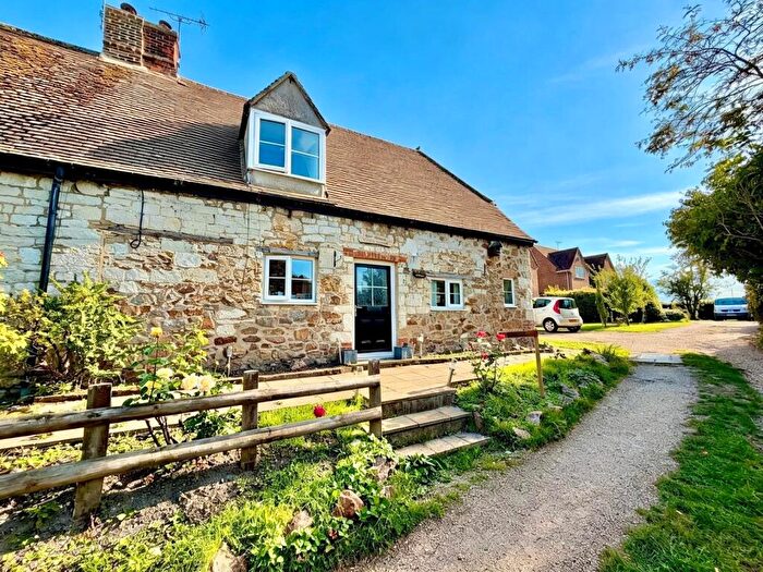 2 Bedroom Semi-Detached House For Sale In Kings Close East, Ashbury, SN6