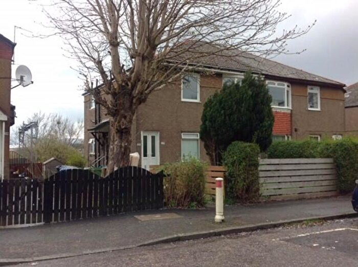 3 Bedroom Flat To Rent In Chirnside Road, Hillington, Glasgow, G52