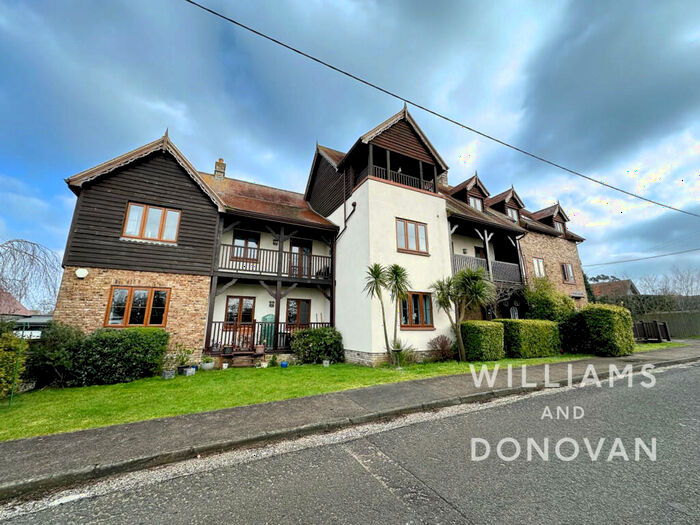 2 Bedroom Penthouse To Rent In Maritime Mews, South Fambridge, SS4