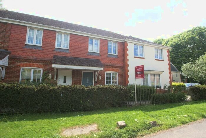 2 Bedroom Terraced House To Rent In Burgage Field, Whitchurch, RG28
