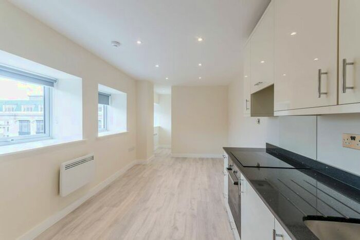 Studio To Rent In Brixton Road, Brixton, London, SW9