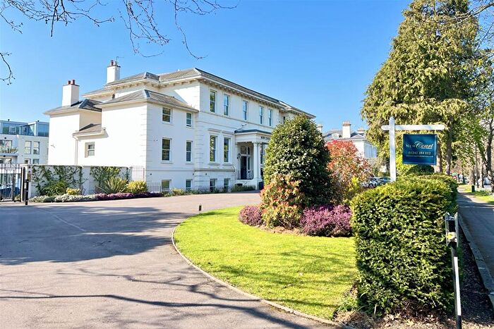1 Bedroom Flat For Sale In New Court, Lansdown, Cheltenham, GL50