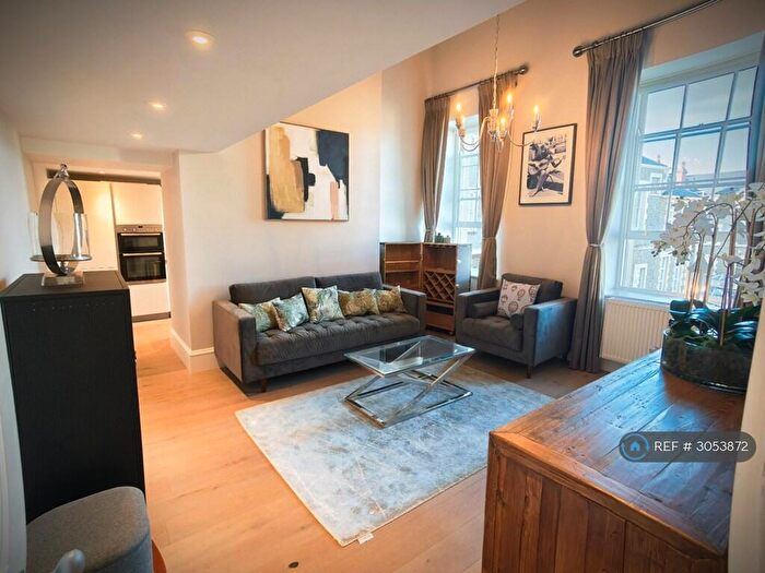 2 Bedroom Flat To Rent In Guinea Street, Bristol, BS1