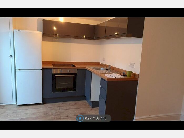 1 Bedroom Flat To Rent In Trinity, Margate, CT9