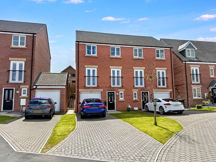 3 Bedroom Town House For Sale In Parsley Close, Easington, Peterlee, SR8
