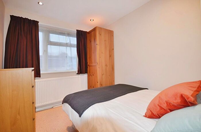 1 Bedroom House To Rent In Woodley, Reading, RG5