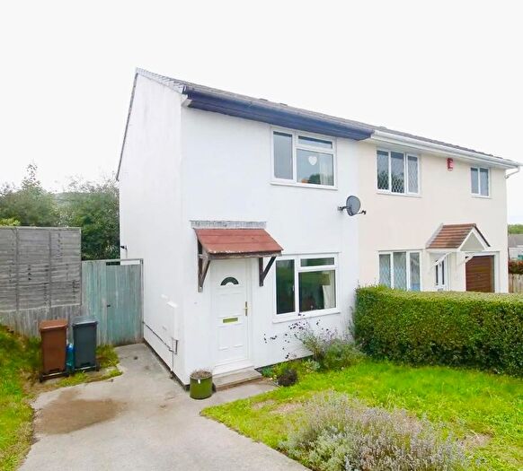 2 Bedroom Property To Rent In Bottle Park, Lee Mill Bridge, PL21