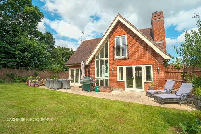 4 Bedroom Detached House To Rent In London Road, Welwyn, AL6