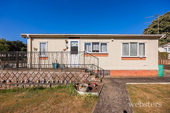 2 Bedroom Park Home For Sale In Drayton Hall Park, Drayton, NR8