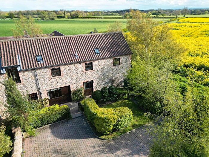 4 Bedroom Barn Conversion For Sale In Ellerton Hill, Ellerton Upon Swale, Richmond, DL10