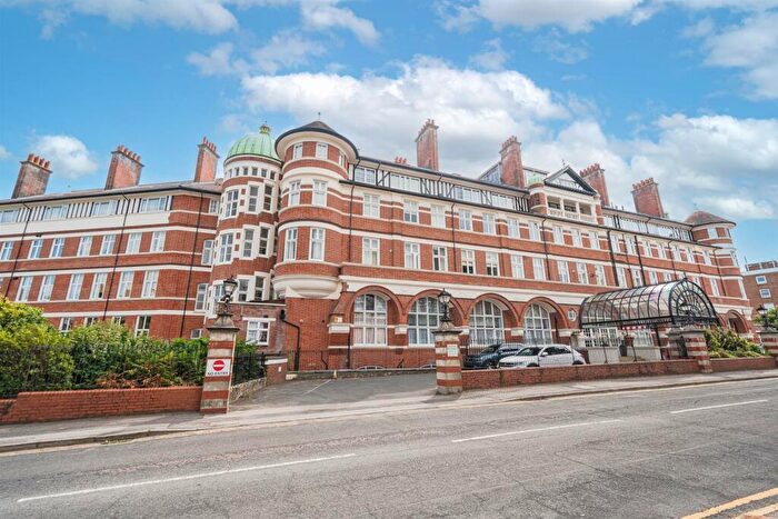 2 Bedroom Apartment To Rent In Owls Road, Bournemouth, BH5