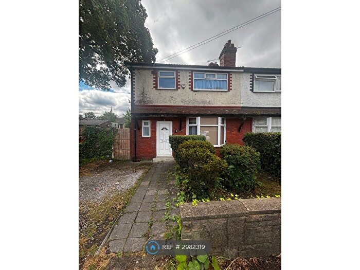 3 Bedroom Semi-Detached House To Rent In Edilom Road, Manchester, M8