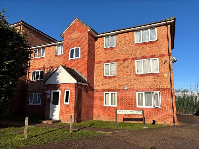 1 Bedroom Flat For Sale In Express Drive, Ilford, Essex, IG3
