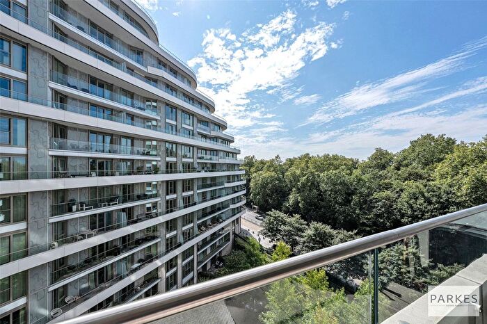 3 Bedroom Flat For Sale In Sopwith Way, London, SW11