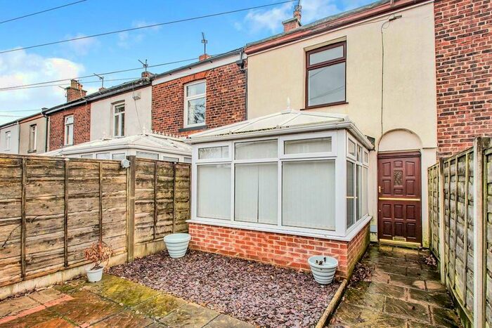 1 Bedroom Terraced House To Rent In Oak Street, Radcliffe, Manchester, Greater Manchester, M26