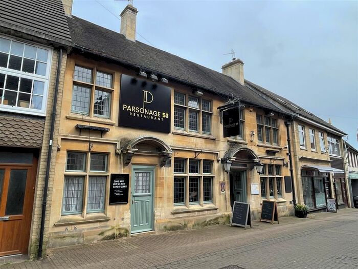 3 Bedroom Flat To Rent In Parsonage Street, Dursley, GL11