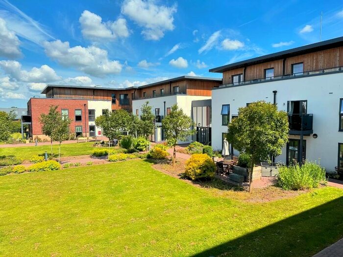 1 Bedroom Flat To Rent In Harvard Place, Springfield, CV37