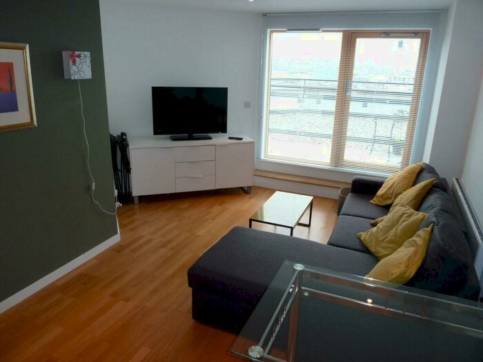 1 Bedroom Flat To Rent In Marsh Lane, Leeds, Uk, LS9